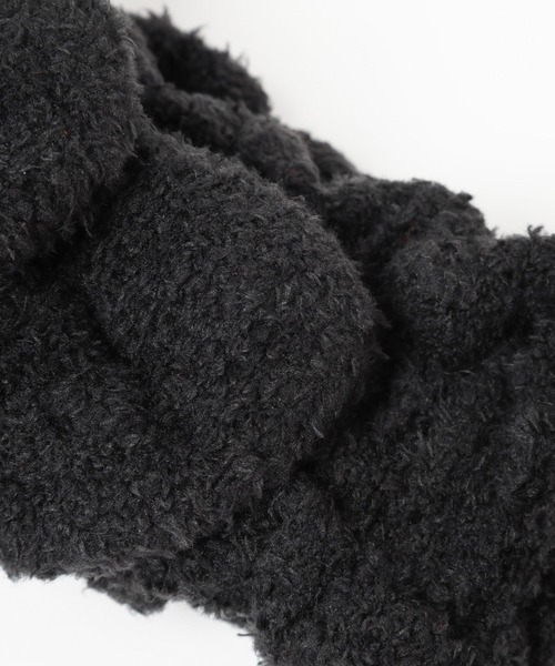 Me%（ミィパーセント）の「【HELLO KITTY】ルームヘアバンド 250464（ヘアバンド・レディース・ブラック/レッド・FREE）」の16枚目の写真