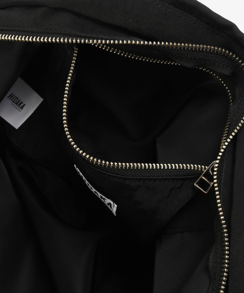 HIDAKA(ヒダカ)の「【HIDAKA / ヒダカ】PING-PONG MESSENGER BAG(メッセンジャーバッグ・メンズ・ブラック・FREE)」の6枚目の写真