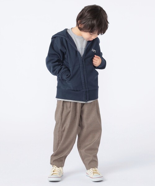 SHIPS(シップス)の「SHIPS KIDS:100~130cm / ロゴ フード ジップ パーカ(パーカー・キッズ・サックスブルー/ライトブルー/ライトグレー/ヘザーグレー/ネイビー/ベージュ・110/100/130/120)」の19枚目の写真