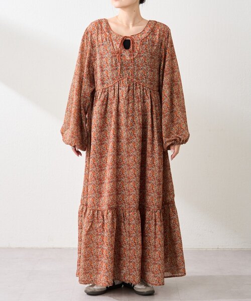 CIAOPANIC TYPY（チャオパニックティピー）の「ヴィンテージフラワー柄パイピングティアードワンピース（ワンピース・レディース・ブルー/オレンジ・ONE SIZE）」の21枚目の写真