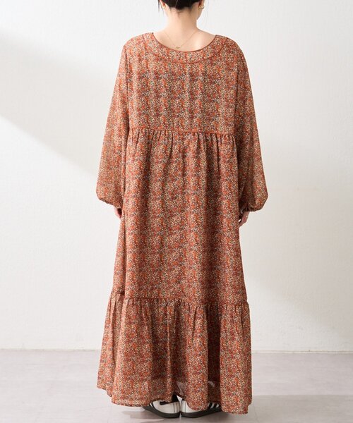 CIAOPANIC TYPY（チャオパニックティピー）の「ヴィンテージフラワー柄パイピングティアードワンピース（ワンピース・レディース・ブルー/オレンジ・ONE SIZE）」の22枚目の写真