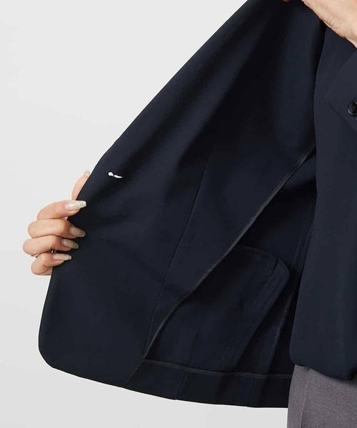 MICHEL KLEIN(ミッシェル・クラン)の「ストレッチテーラードジャケット(セットアップ対応/3サイズあり/裏地なし)(テーラードジャケット・レディース・ネイビー/グレー・40/38)」の20枚目の写真