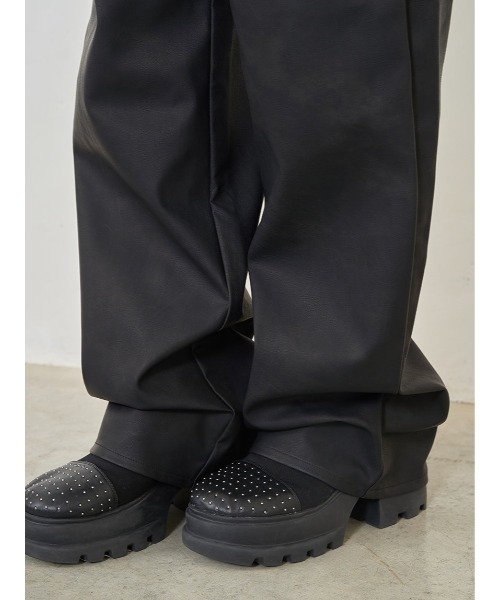 カットデザインレザーパンツ（その他パンツ）｜Darich（ダーリッチ）の