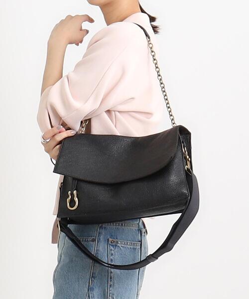 TOFF&LOADSTONE(トフアンドロードストーン)の「Buddy goat(バディ ゴート)(ショルダーバッグ・レディース・ブラック・00)」の2枚目の写真