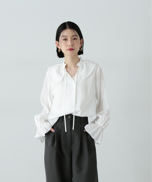 N.（N. Natural Beauty Basic）（エヌエヌナチュラルビューティーベーシック）の「ラッフルカラーリボンブラウス（シャツ/ブラウス・レディース・イエロー/オフホワイト/ブルー・MEDIUM）」の10枚目の写真