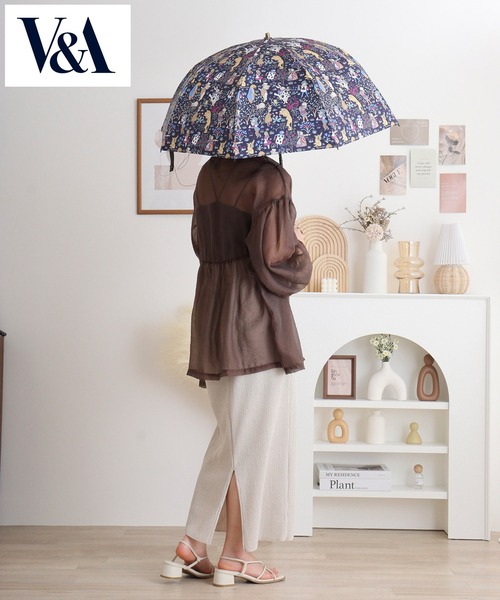 V&A☆不思議の国のアリス☆折りたたみ傘新品 セール】V&A晴雨兼用一級遮光アリス柄深張り2段折傘