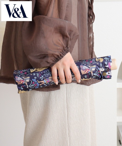 V＆A☆不思議の国のアリス☆晴雨兼用折りたたみ傘グリーン新品 セール】V&A晴雨兼用一級遮光アリス柄深張り2段折傘