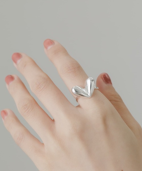 SMELLY(スメリー)の「『WEB/一部店舗限定』メタルハートリング(リング・レディース・シルバー・-)」の4枚目の写真