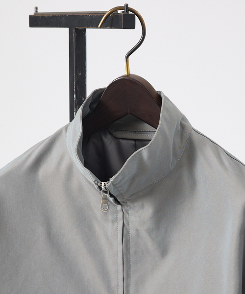 ABAHOUSE（アバハウス）の「シャンブレーツイル　スタンドカラーブルゾン / ショートブルゾン（ブルゾン・メンズ・ネイビー/スモークピンク/カーキ・46/44/48）」の13枚目の写真