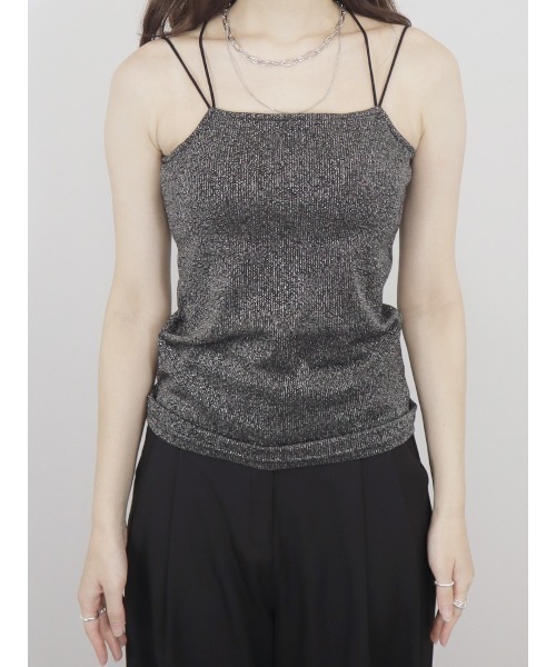 Reurie'（レウリィ）の「バッククロスキャミソール / カップ付き ノースリーブ インナー シンプル 重ね着 レイヤード ラメ（キャミソール・レディース・グレー/ブラック系その他/ブラック/ホワイト・FREE）」の11枚目の写真