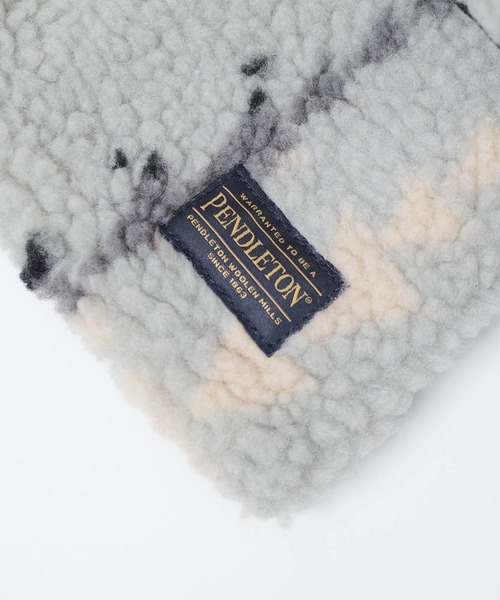 PENDLETON（ペンドルトン）の「【PE2】【PENDLETON/ペンドルトン】BOA MUFFLER ボア マフラー（マフラー・レディース・ベージュ/グレー・FREE）」の4枚目の写真