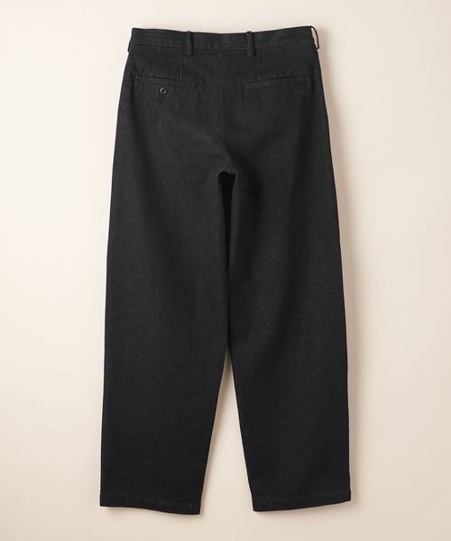 UNITED ARROWS（ユナイテッドアローズ）の「【マルチサイズ】1プリーツ カラー ワイドデニムパンツ（デニムパンツ・メンズ・ネイビー/ホワイト/モカ/オリーブ/ダークグレー/ブラック・マルチサイズ）」の20枚目の写真