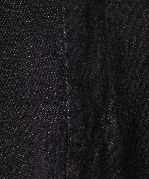 UNITED ARROWS（ユナイテッドアローズ）の「【マルチサイズ】1プリーツ カラー ワイドデニムパンツ（デニムパンツ・メンズ・ネイビー/ホワイト/モカ/オリーブ/ダークグレー/ブラック・マルチサイズ）」の22枚目の写真