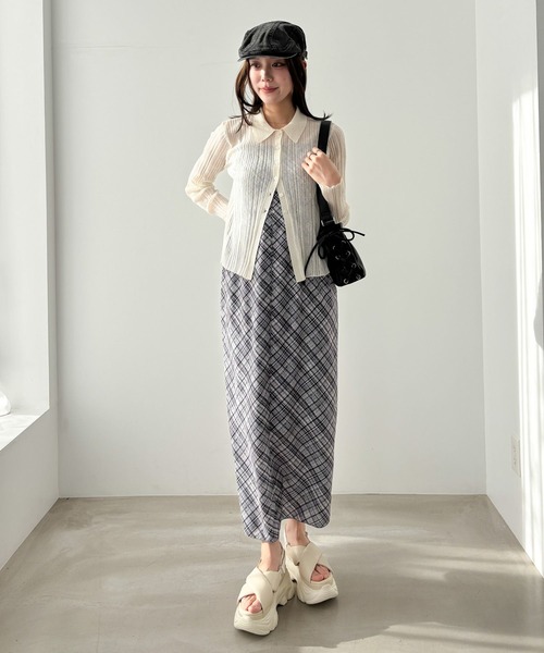 Heather(ヘザー)の「シアーポロカーディガン 327080(カーディガン/ボレロ・レディース・ブラック/アイボリー/レッド/グレー・FREE)」の9枚目の写真