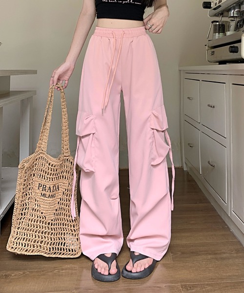 2ly2(トゥーリートゥー)の「ルーズフィット♪カジュアルハイウエストストリートカーゴパンツ(その他パンツ・レディース・ブルー/ピンク/ブラック/ダークグレー・FREE)」の18枚目の写真