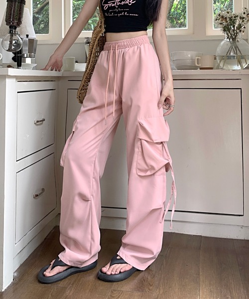 2ly2(トゥーリートゥー)の「ルーズフィット♪カジュアルハイウエストストリートカーゴパンツ(その他パンツ・レディース・ブルー/ピンク/ブラック/ダークグレー・FREE)」の7枚目の写真