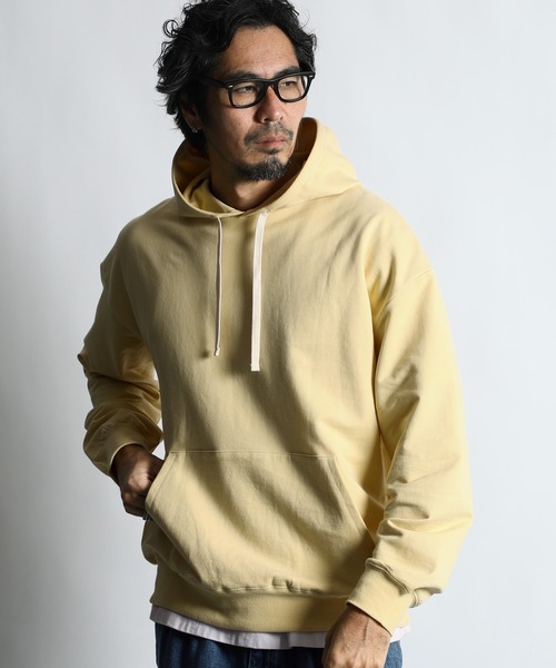 The DUFFER of ST.GEORGE（ザダファーオブセントジョージ）の「NUANCE COLOR SWEAT PO PARKA：ミニ裏毛 ニュアンスカラー プルオーバー パーカー（パーカー・メンズ・ライトイエロー/ライトピンク/ブラック/ライトグレー・MEDIUM/LARGE/X-LARGE）」の3枚目の写真