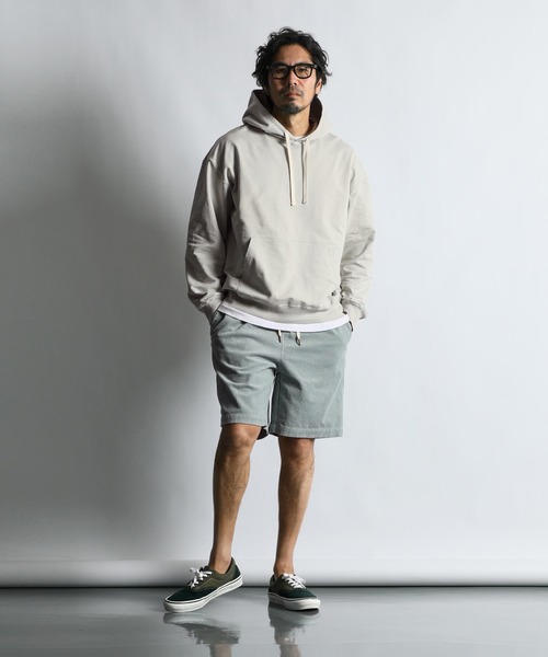 The DUFFER of ST.GEORGE（ザダファーオブセントジョージ）の「NUANCE COLOR SWEAT PO PARKA：ミニ裏毛 ニュアンスカラー プルオーバー パーカー（パーカー・メンズ・ライトイエロー/ライトピンク/ブラック/ライトグレー・MEDIUM/LARGE/X-LARGE）」の8枚目の写真