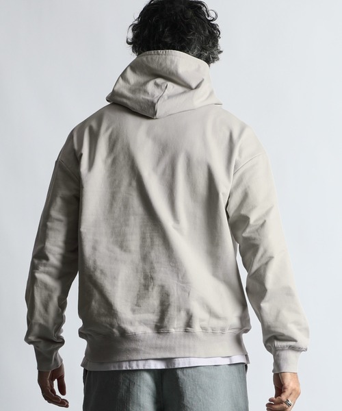 The DUFFER of ST.GEORGE（ザダファーオブセントジョージ）の「NUANCE COLOR SWEAT PO PARKA：ミニ裏毛 ニュアンスカラー プルオーバー パーカー（パーカー・メンズ・ライトイエロー/ライトピンク/ブラック/ライトグレー・MEDIUM/LARGE/X-LARGE）」の14枚目の写真