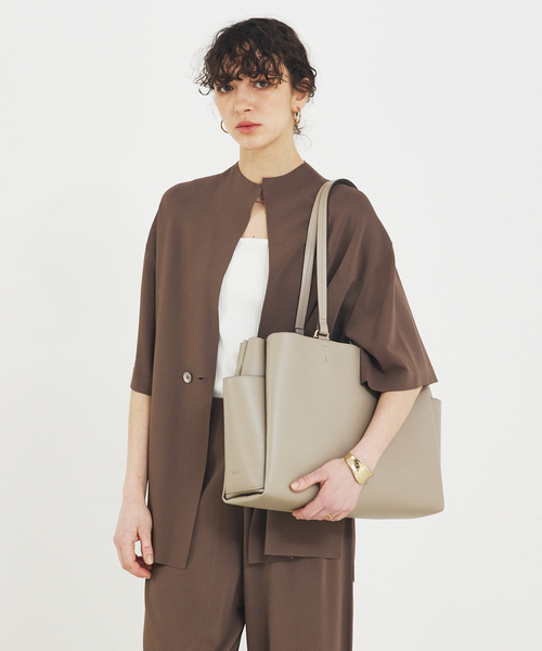 soeur(スール)の「SOUER/ダブルハンドルA4トート/A4/通勤(トートバッグ・レディース・ベージュ/ブラック・フリー)」の18枚目の写真