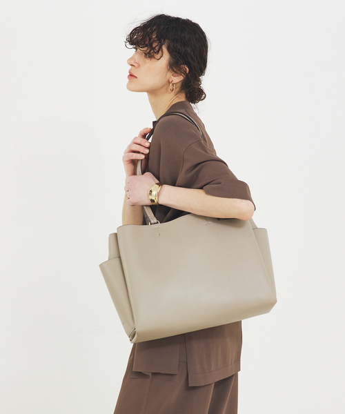 soeur(スール)の「SOUER/ダブルハンドルA4トート/A4/通勤(トートバッグ・レディース・ベージュ/ブラック・フリー)」の19枚目の写真