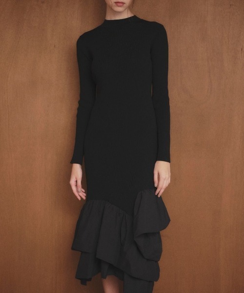 LANTINAM（ランティナム）の「Taffeta Docking Knit Dress-ニットタフタドッキングワンピース（ワンピース・レディース・ブラック/ラベンダー・FREE）」の10枚目の写真