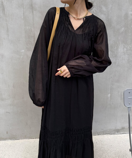 DouDou(ドゥドゥ)の「スモッキングワンピース(ワンピース・レディース・ブラック/グリーン・FREE)」の10枚目の写真