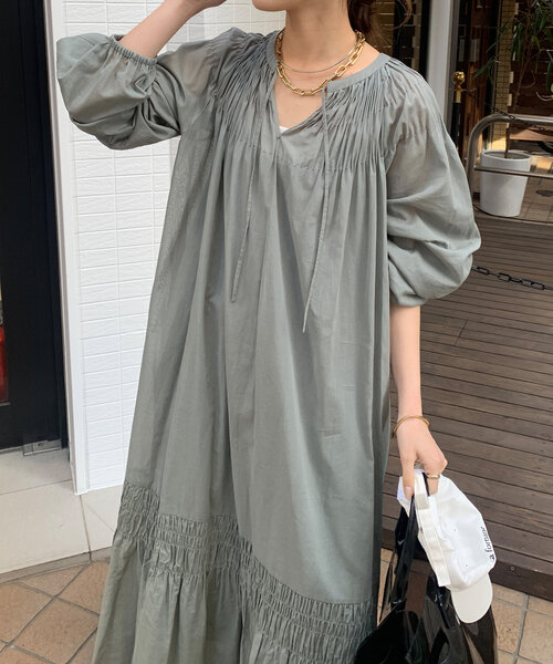 DouDou(ドゥドゥ)の「スモッキングワンピース(ワンピース・レディース・ブラック/グリーン・FREE)」の17枚目の写真