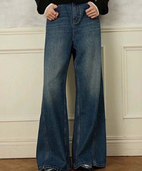 DECADE CLASSIC(ディケイド クラシック)の「【DECADE CLASSIC】クラシックブルーデニムパンツ(デニムパンツ・レディース・ブルー・SMALL/MEDIUM/LARGE/X-LARGE/XX-LARGE)」の1枚目の写真
