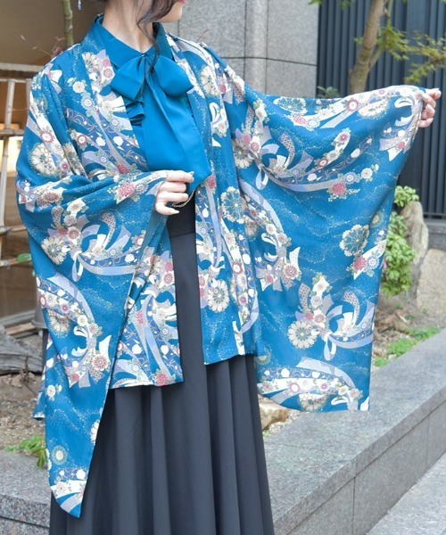 axes femme（アクシーズファム）の「燦爛柄羽織（カーディガン/ボレロ・レディース・キナリ/ブルーグリーン・FREE）」の2枚目の写真