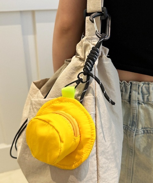 Pochi Pouch/カラビナ付き ハット型 ミニ ジップ ポーチ（ポーチ