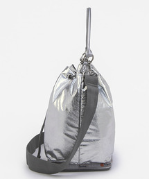 LeSportsac（レスポートサック）の「MED DRAWSTRING BAG アストロ