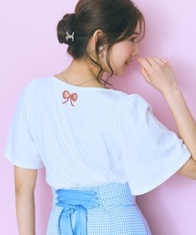 marun | <大きいサイズ>袖フレアバックリボン刺しゅうTシャツ marun(Tシャツ/カットソー)
