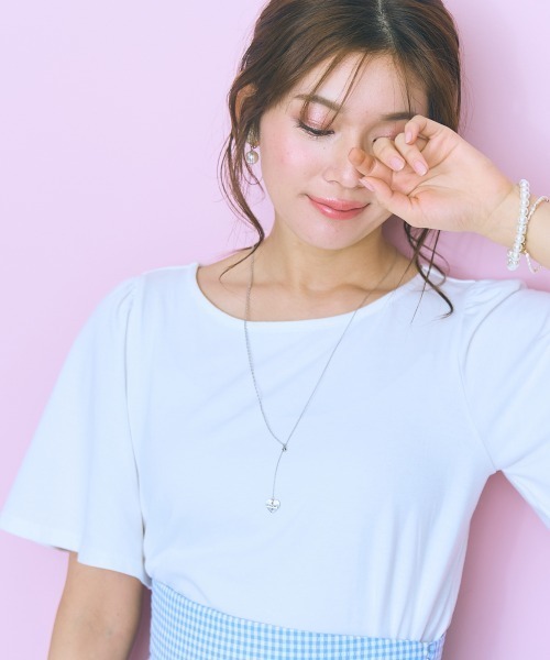 marun（マルン）の「＜大きいサイズ＞袖フレアバックリボン刺しゅうTシャツ marun（Tシャツ/カットソー・レディース・ホワイト/ネイビー/ブラック/モカ・L/5L/4L/3L/LL）」の11枚目の写真