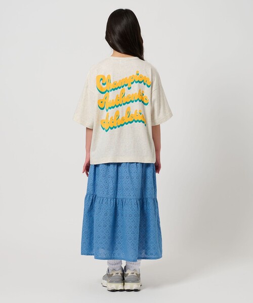 Champion（チャンピオン）の「＜Champion＞ガールズ ショートスリーブ Tシャツ / キッズ  140cm-160cm（Tシャツ/カットソー・キッズ・ブラック/ライトグレー/ライム・140cm/150cm/160cm）」の8枚目の写真