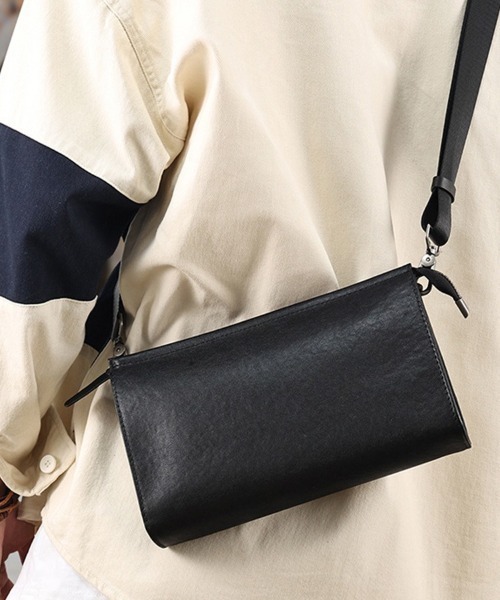 NiiNa（ニーナ）の「【 NiiNa homme / ニーナオム 】高品質牛革 2wayショルダー クラッチ ミニバッグ（クラッチバッグ・メンズ・ブラック・FREE）」の2枚目の写真