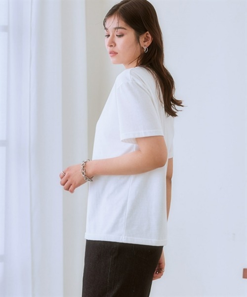 nissen（ニッセン）の「綿１００％箔プリントロゴＴシャツ(接触冷感)（Tシャツ/カットソー・レディース・チャコール/オフホワイト・LL/S/M/L）」の10枚目の写真