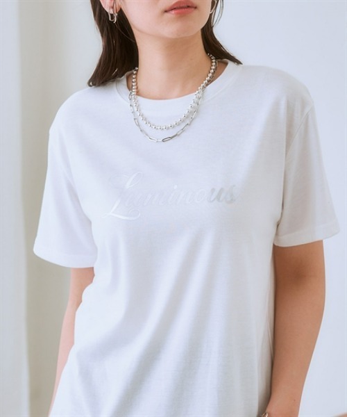 nissen（ニッセン）の「綿１００％箔プリントロゴＴシャツ(接触冷感)（Tシャツ/カットソー・レディース・チャコール/オフホワイト・LL/S/M/L）」の12枚目の写真