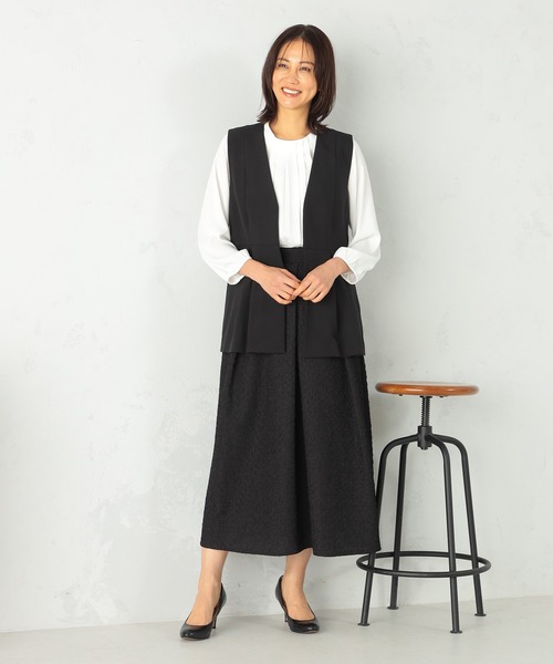 GALLORIA（ギャローリア）の「麻調ペプラムジレ（テーラードジャケット・レディース・ブラック/ネイビー・L/LL/S/M）」の6枚目の写真