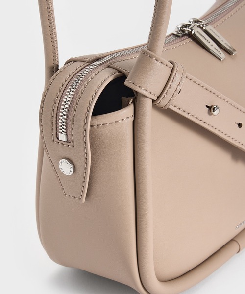 CHARLES & KEITH◆Lyla ライラ ショルダーバッグ◆送料込 Lyla ライラ ショルダーバッグ - Black | CHARLES & KEITH