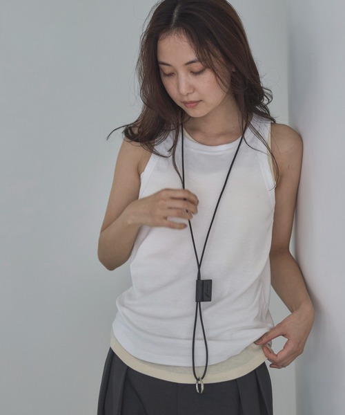 feepur(フェピュール)の「シンプルリブタンク(タンクトップ・レディース・オフホワイト/グレー/クリーム/ブラック/ブラウン・MEDIUM)」の11枚目の写真