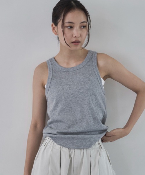 feepur(フェピュール)の「シンプルリブタンク(タンクトップ・レディース・オフホワイト/グレー/クリーム/ブラック/ブラウン・MEDIUM)」の17枚目の写真