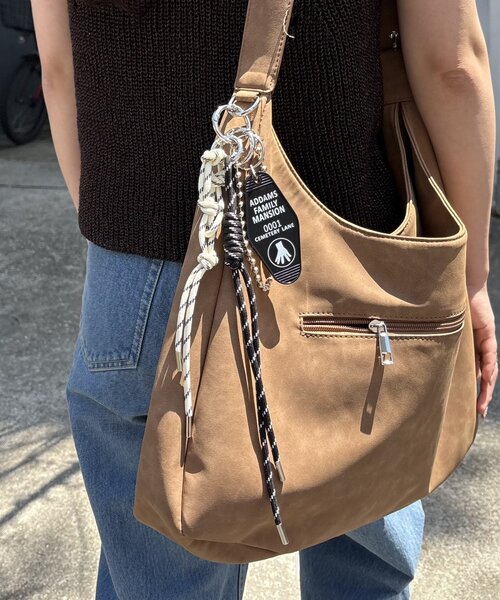 CIAOPANIC TYPY（チャオパニックティピー）の「パラコードチャーム（キーホルダー・レディース・ブラウン/グリーン/ブラック・ONE SIZE）」の2枚目の写真