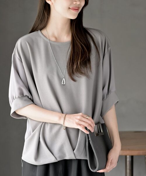 rps（アールピーエス）の「ネックレス付き異素材切替裾タックプルオーバー（その他トップス・レディース・ブルー/ブラック/グレー/チャコールグレー・フリー）」の4枚目の写真