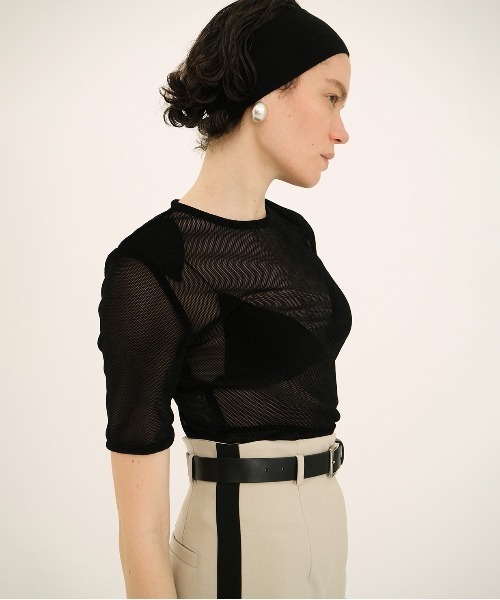 SHEER VELOUR POWER SHOULDER TOPS（Tシャツ/カットソー