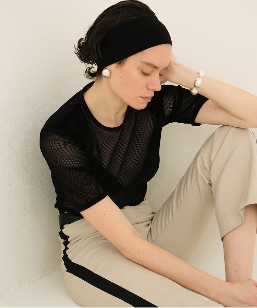 クラネ　SHEER VELOUR POWER SHOULDER TOPS SHEER VELOUR POWER SHOULDER TOPS｜TOPS(トップス)｜CLANE