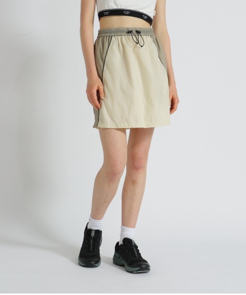 AVIREX(アヴィレックス)の「SHEER COLOR SCHEME SKIRT/シアーカラー スキームスカート(スカート・レディース・ブラック/アイボリー・F)」の9枚目の写真