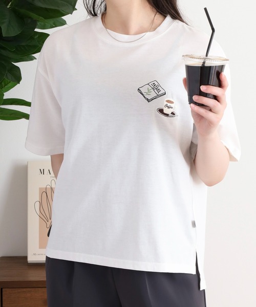 Quelle Chance(ケルシャンス)の「刺繍Tシャツ 半袖(Tシャツ/カットソー・レディース・オフホワイト/アイボリー系/ダークグリーン/イエロー系2/チャコールグレー/ホワイト系/アイボリー系2/アイボリー系3/オートミール/イエロー/ミント/イエロー系/イエロー系1/ネイビー/グリーン/アイボリー系1/ダークグリーン系/イエロー系3・M)」の3枚目の写真