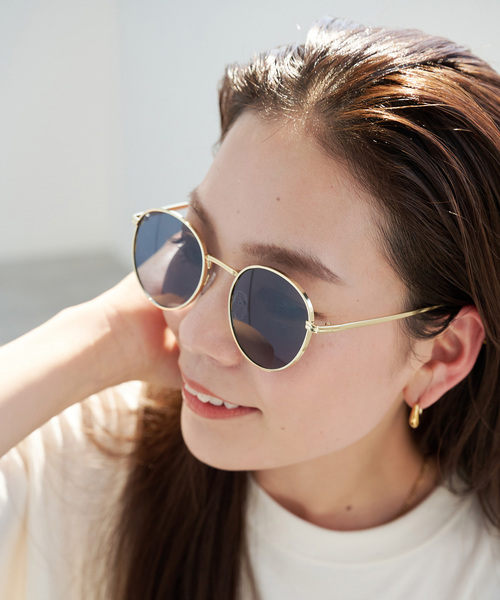 B.C STOCK（ベーセーストック）の「【WEB限定】スリムフレームサングラス（サングラス・レディース・ブラウン/ブラック・FREE）」の2枚目の写真