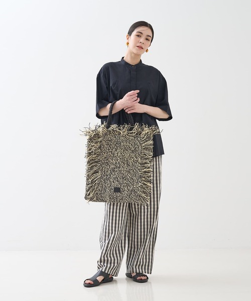 collex(コレックス)の「【Swaraj /スワラージ】手編み ラフィア フリンジ トートバッグ(かごバッグ・レディース・ブラック系その他/アイボリー・フリー)」の5枚目の写真
